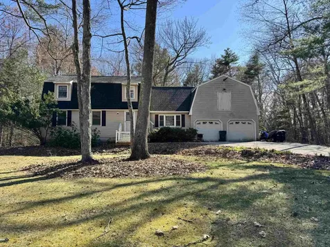 22 Gordon Drive Londonderry NH 03053