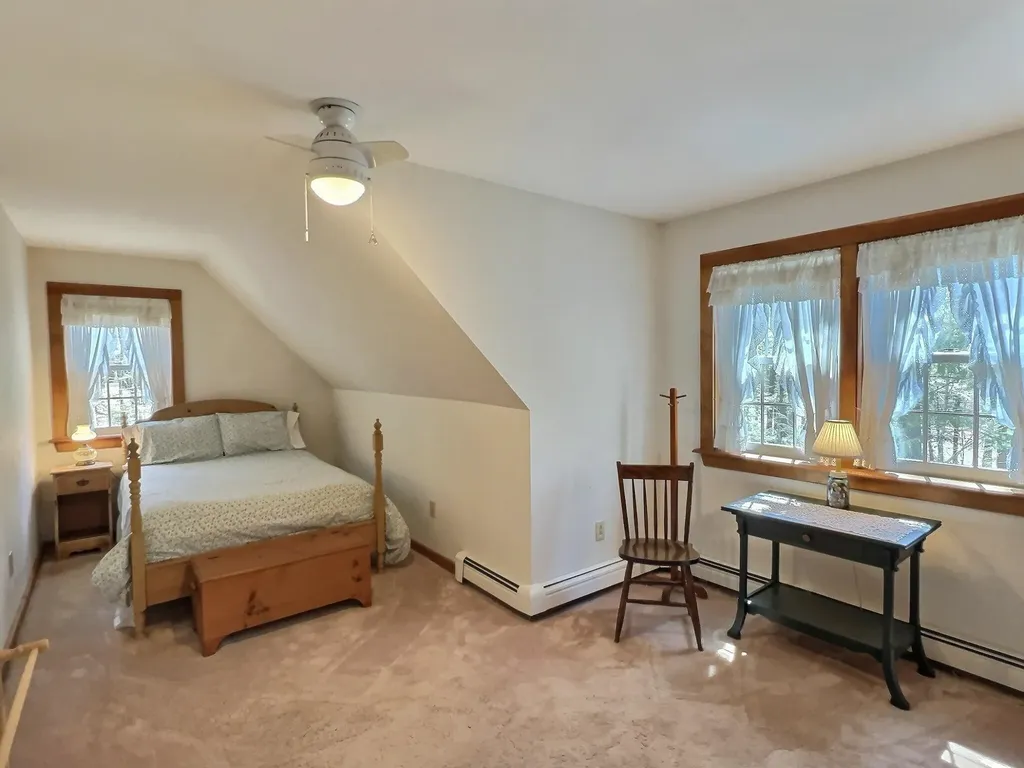 229 Page Road New London NH 03257