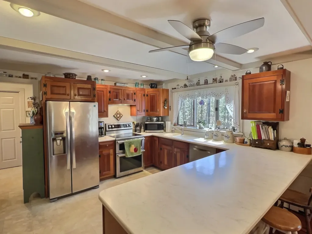 229 Page Road New London NH 03257