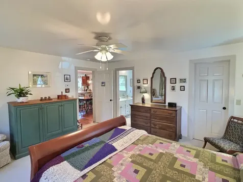 229 Page Road New London NH 03257