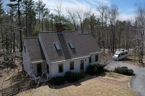 229 Page Road New London NH 03257