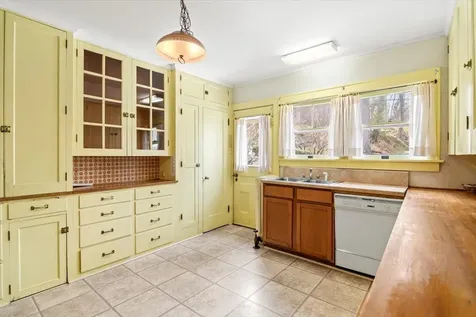 120 Imperial Avenue Bennington VT 05201