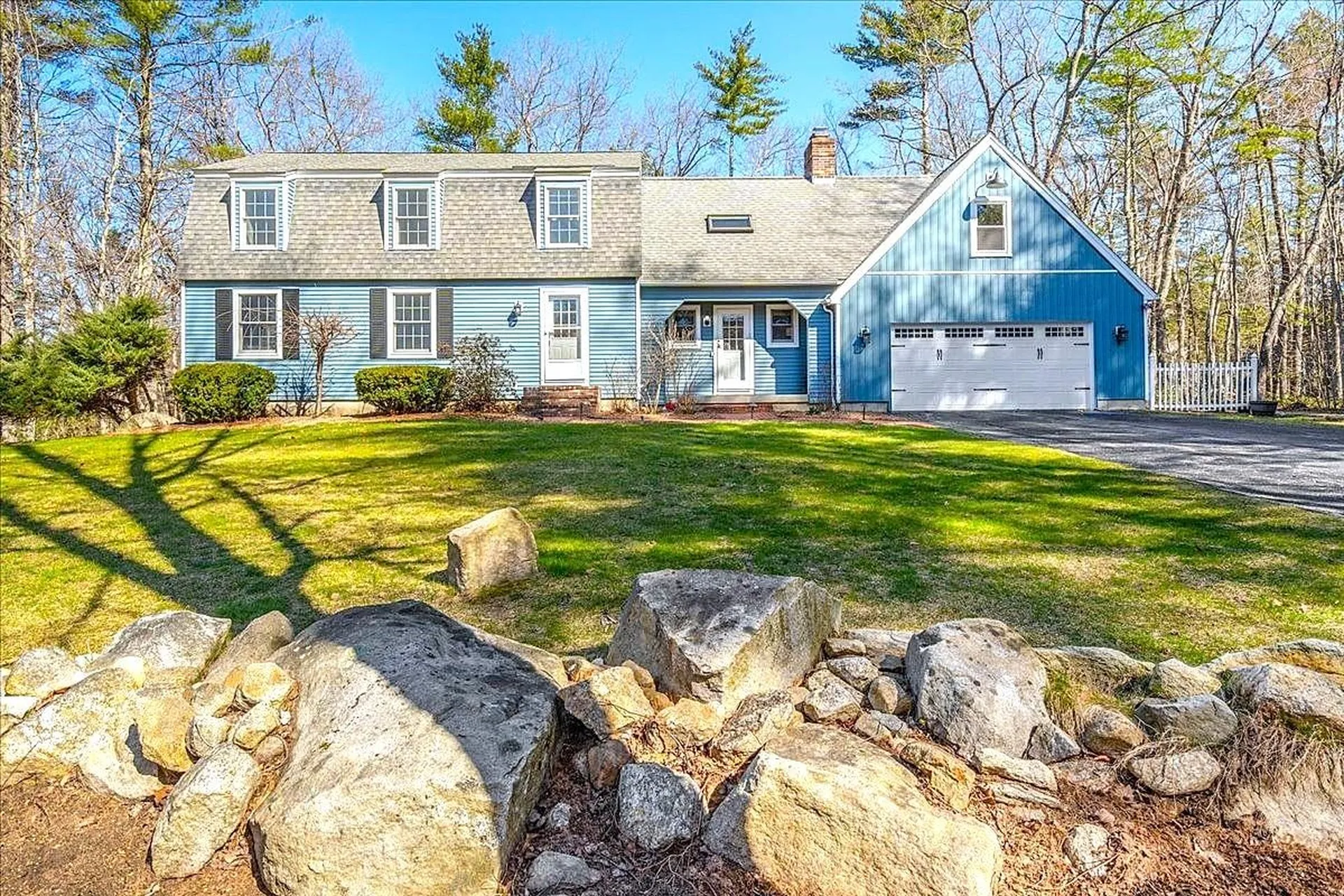 7 Jackson Square Bedford NH 03110