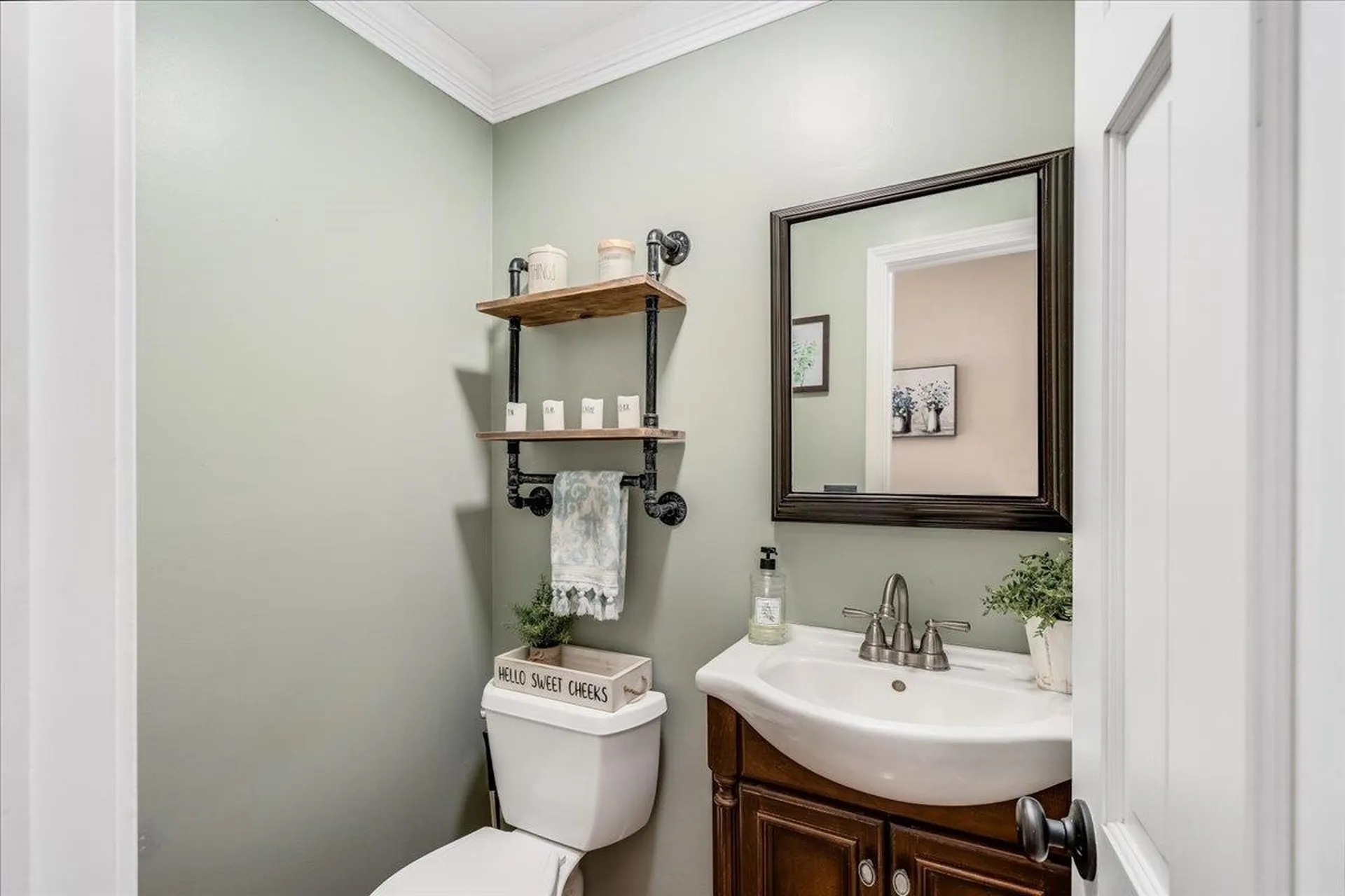 7 Jackson Square Bedford NH 03110