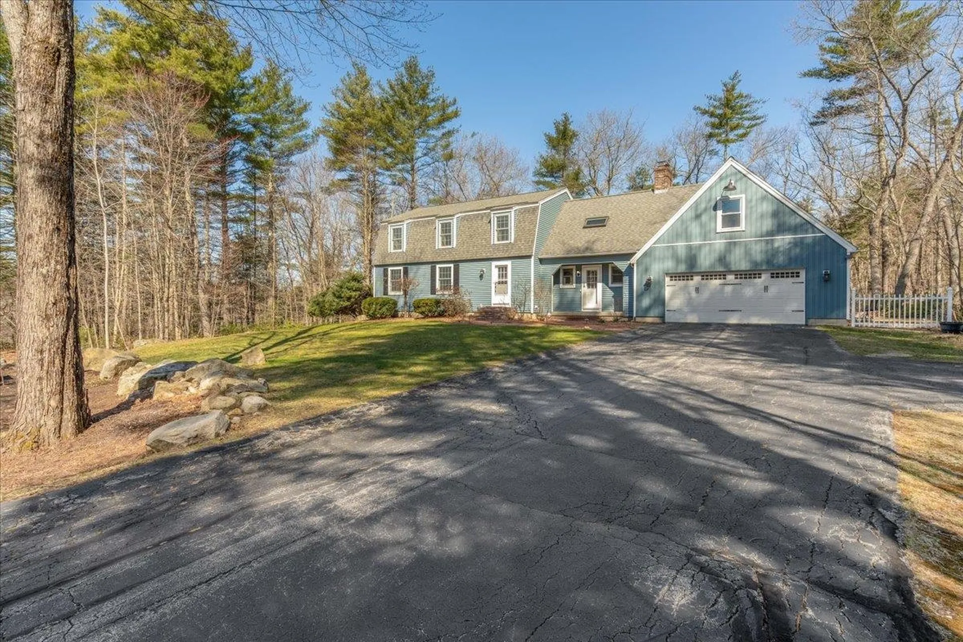 7 Jackson Square Bedford NH 03110