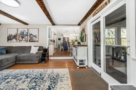 7 Jackson Square Bedford NH 03110