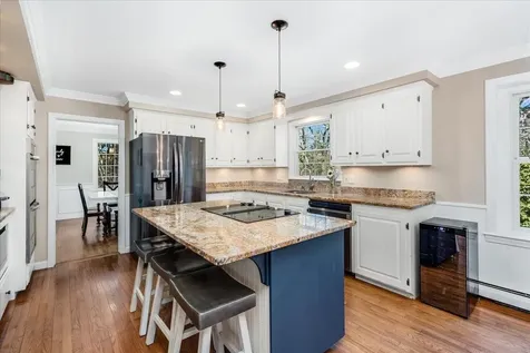 7 Jackson Square Bedford NH 03110