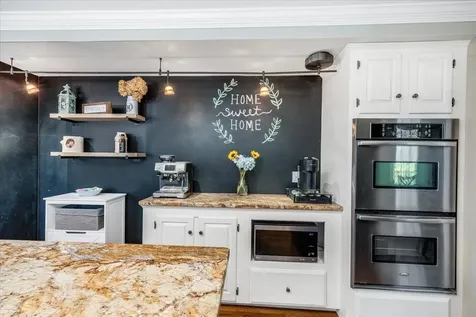 7 Jackson Square Bedford NH 03110