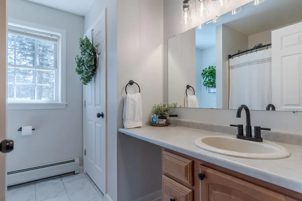 50 Meadow Lane Rochester NH 03867