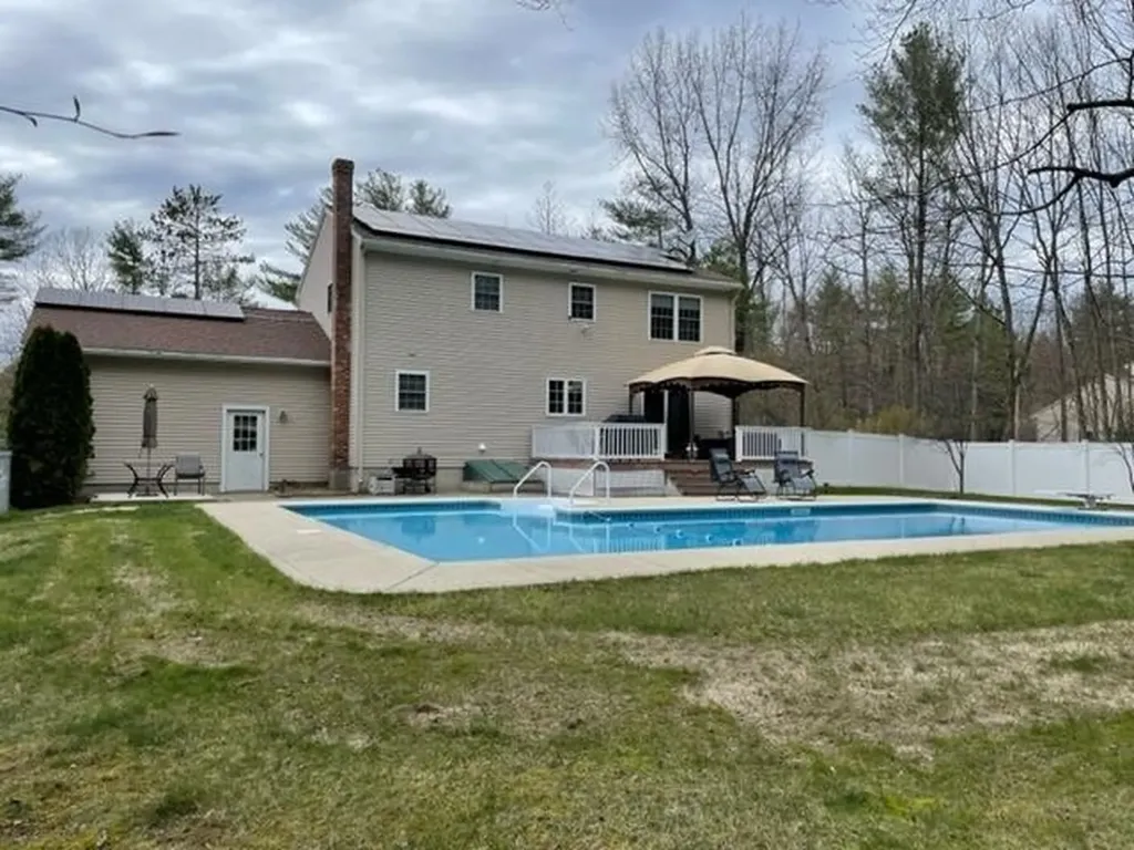 50 Meadow Lane Rochester NH 03867