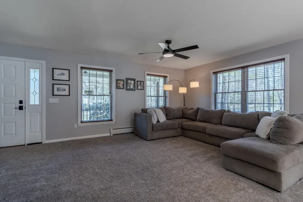 50 Meadow Lane Rochester NH 03867