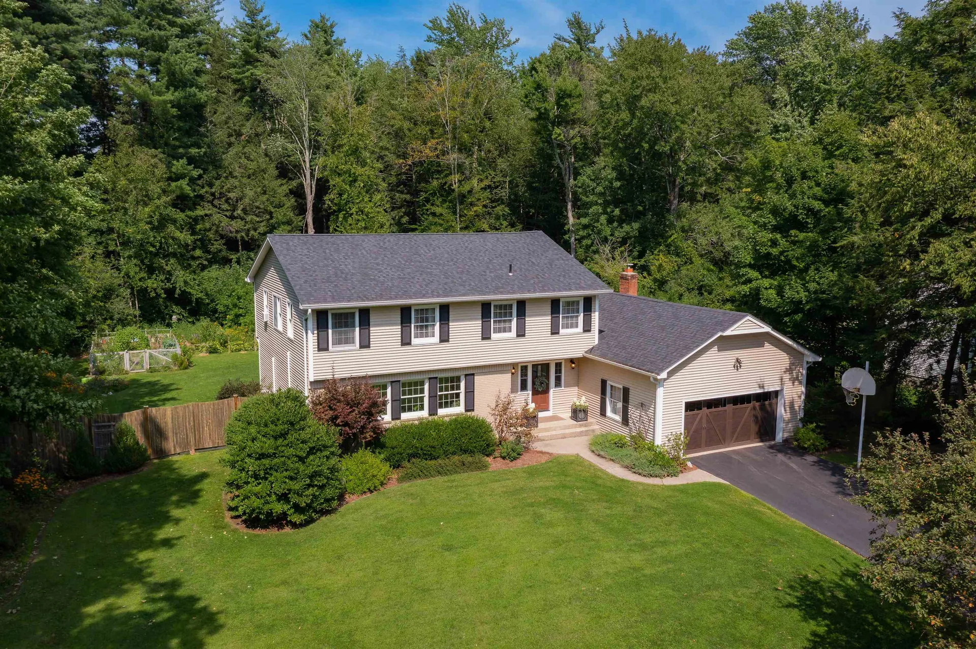 Shelburne VT, 45 Woodbine Road