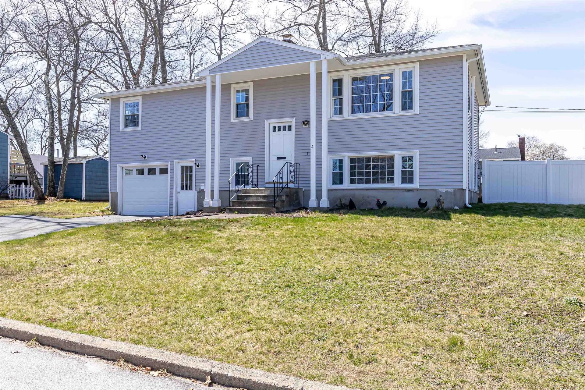 3 Hulme Street Manchester NH 03109