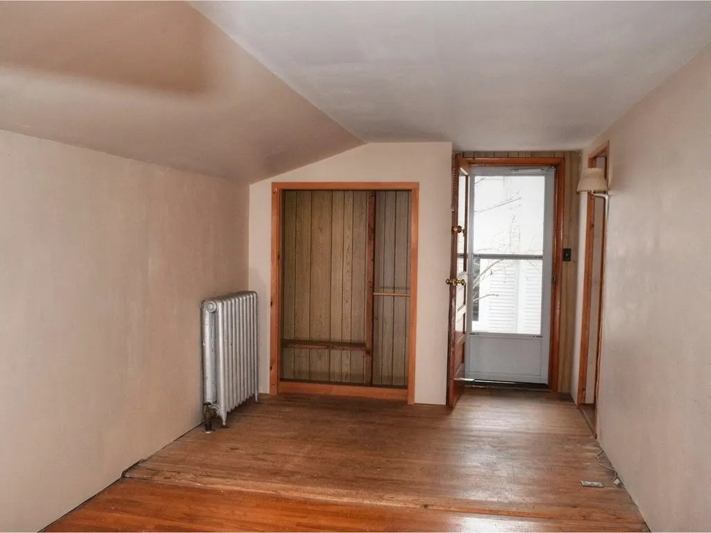 32 Brainerd Street St. Albans City VT 05478