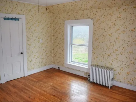 32 Brainerd Street St. Albans City VT 05478