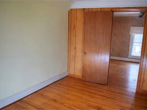 32 Brainerd Street St. Albans City VT 05478