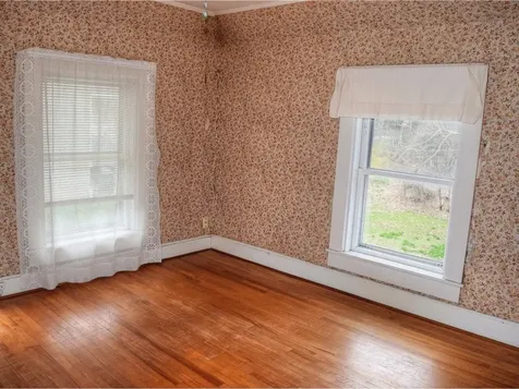 32 Brainerd Street St. Albans City VT 05478