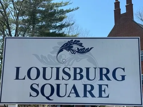 5 Louisburg Square Nashua NH 03060