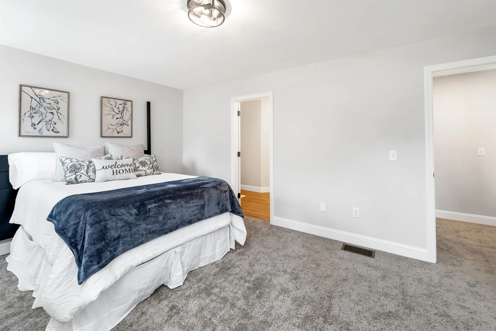 9-B Mustang Drive Litchfield NH 03052