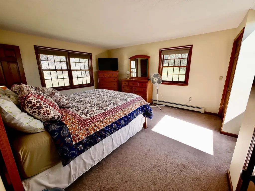 15 Farr Road Lebanon NH 03766