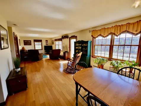 15 Farr Road Lebanon NH 03766