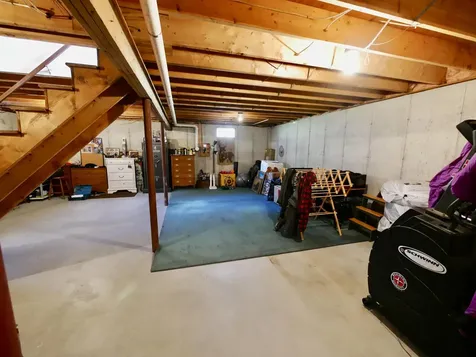 15 Farr Road Lebanon NH 03766