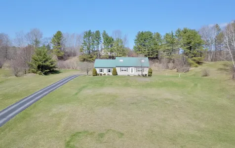 15 Farr Road Lebanon NH 03766