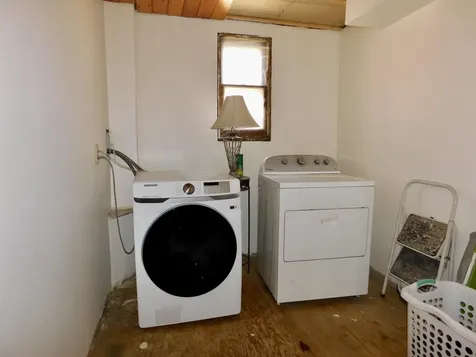 475 Old County Road Deering NH 03244