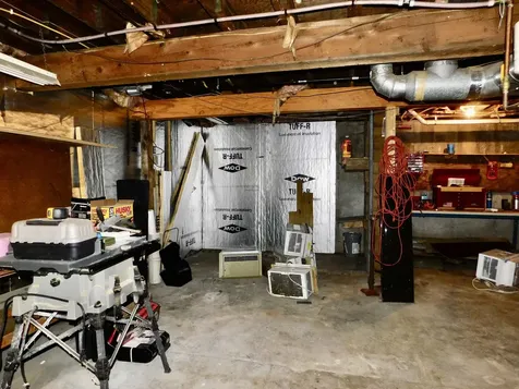 475 Old County Road Deering NH 03244