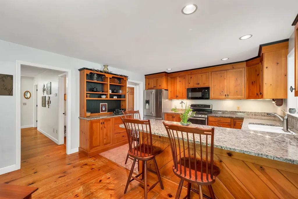 368 Stewart Road Eaton NH 03832