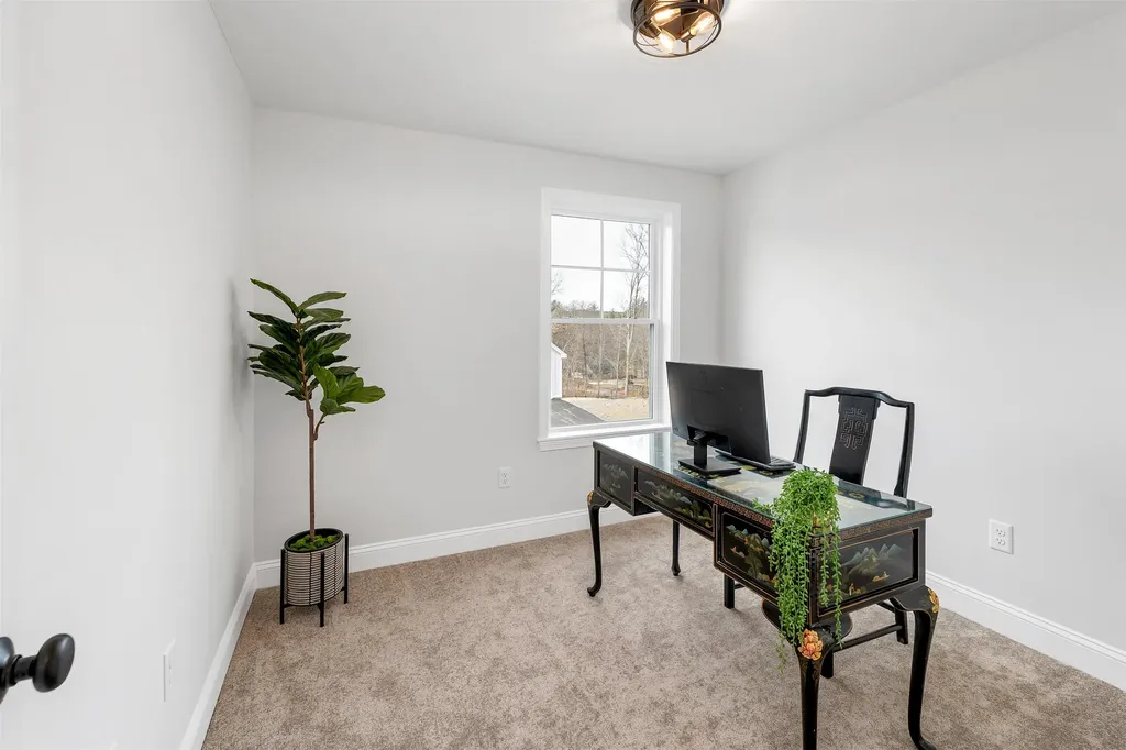 7-B Mustang Drive Litchfield NH 03052