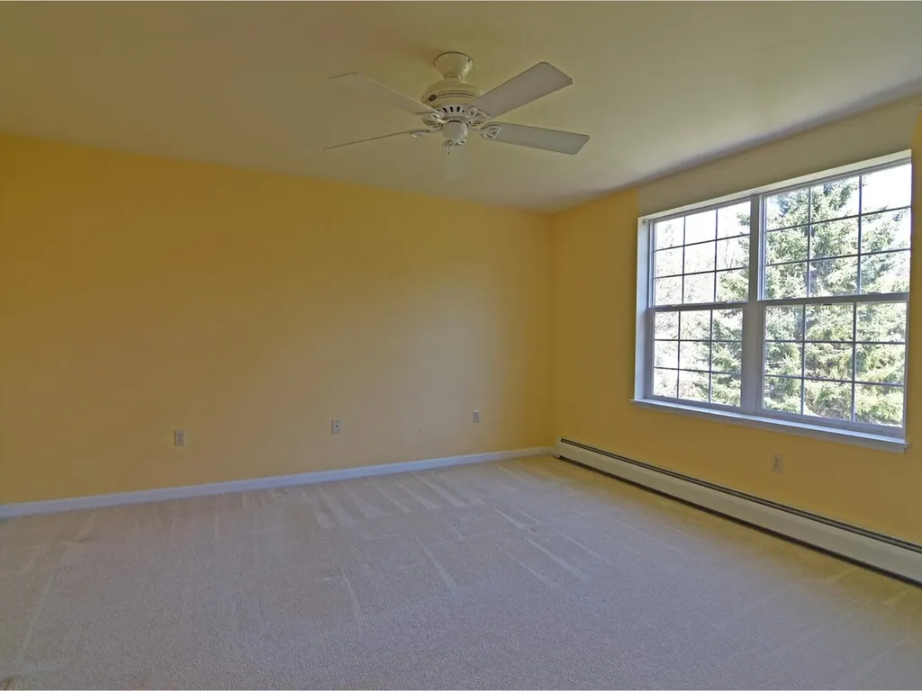 10 Stonington Circle South Burlington VT 05403