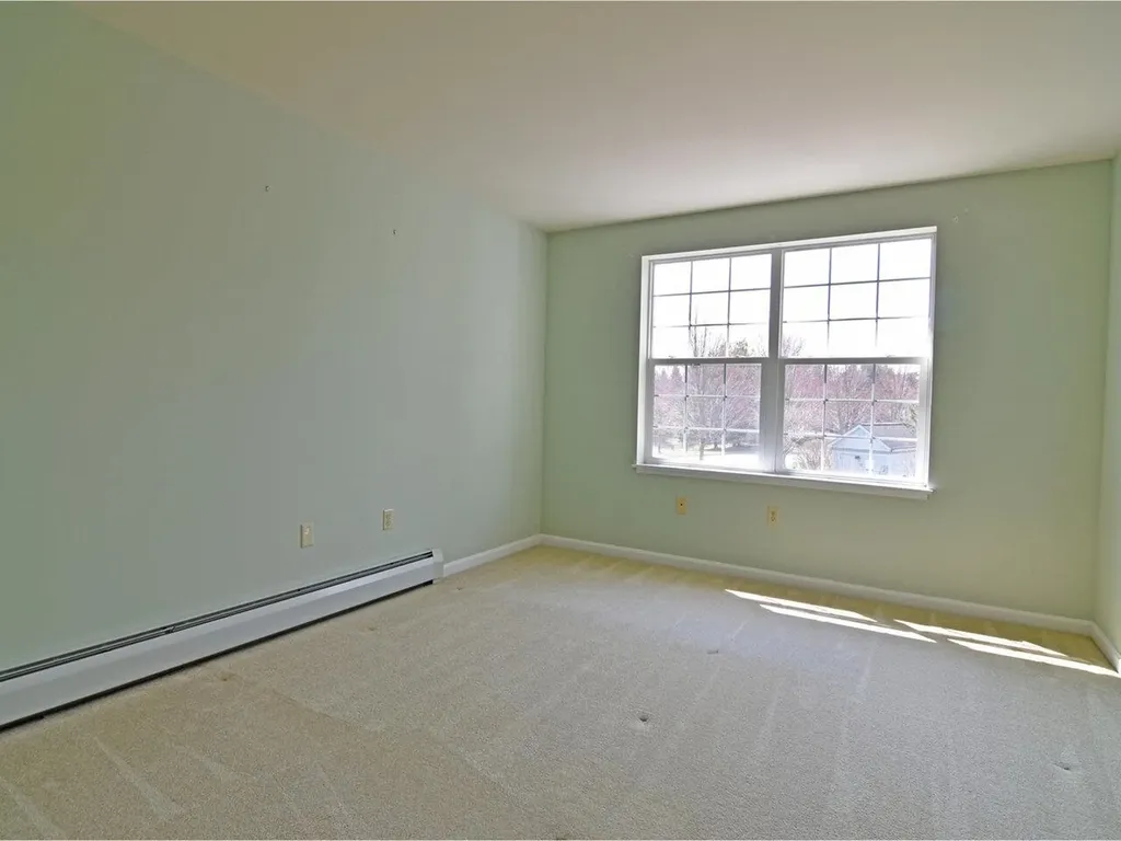 10 Stonington Circle South Burlington VT 05403