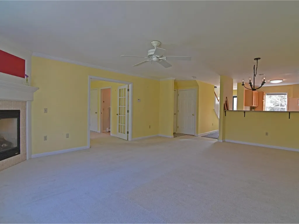 10 Stonington Circle South Burlington VT 05403
