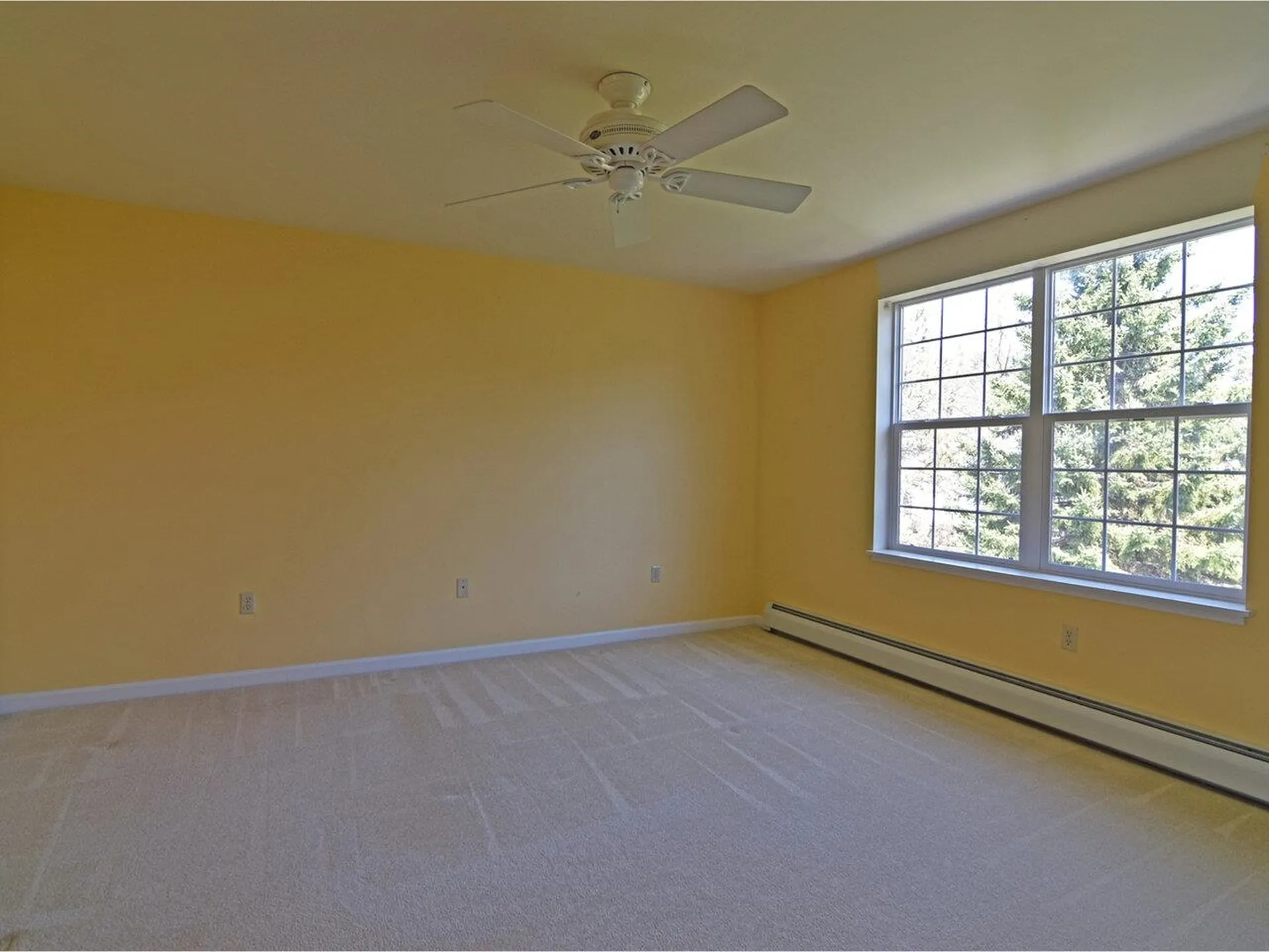 10 Stonington Circle South Burlington VT 05403