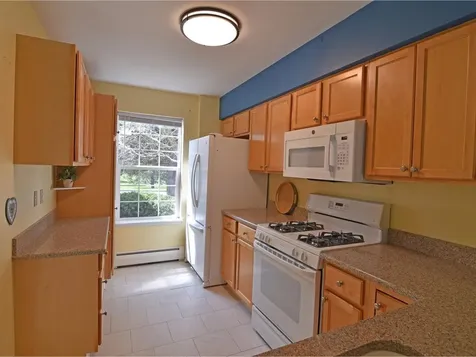 10 Stonington Circle South Burlington VT 05403