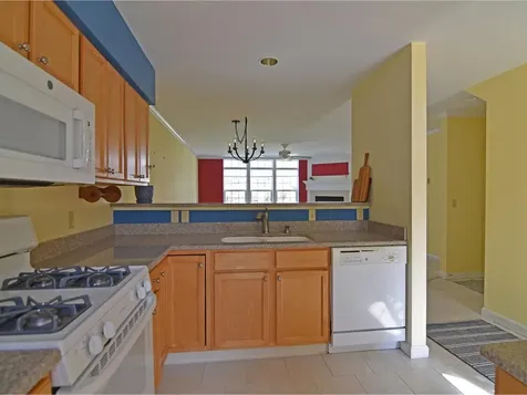 10 Stonington Circle South Burlington VT 05403