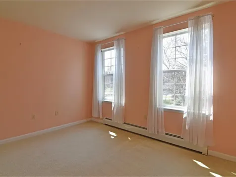 10 Stonington Circle South Burlington VT 05403