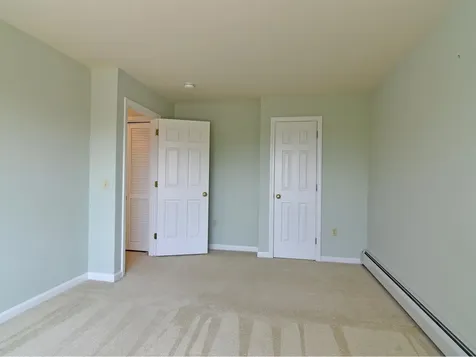 10 Stonington Circle South Burlington VT 05403