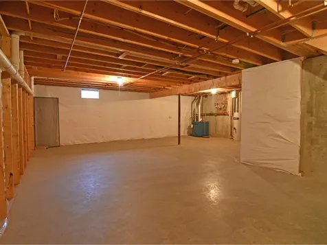 10 Stonington Circle South Burlington VT 05403