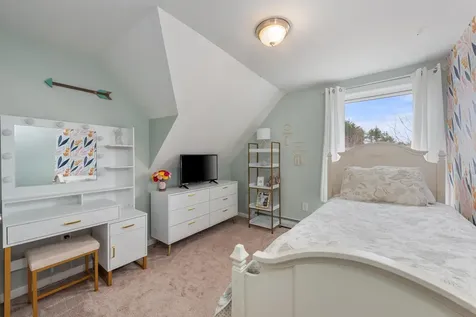 113 Morse Road Plymouth NH 03264