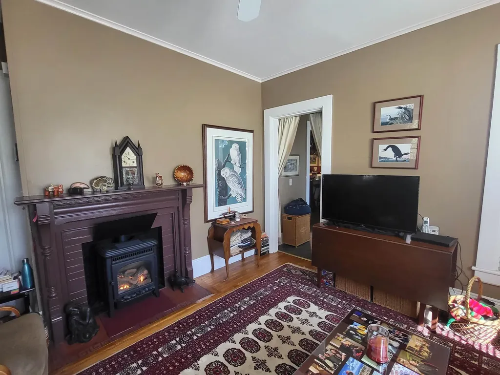 21 Howard Street Brattleboro VT 05301