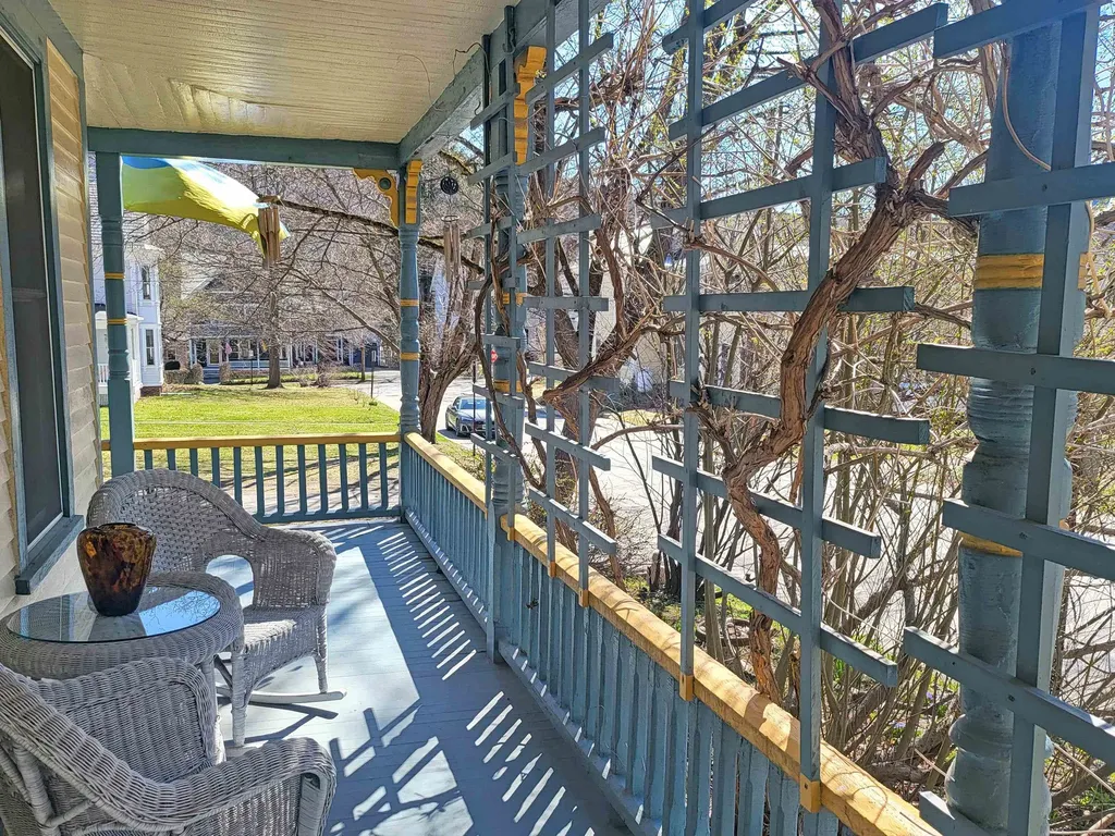 21 Howard Street Brattleboro VT 05301