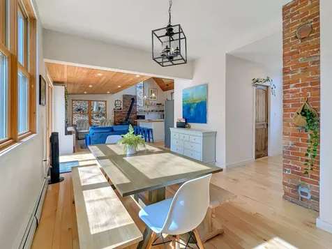 33 Frost Place Brattleboro VT 05301