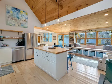 33 Frost Place Brattleboro VT 05301