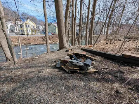 33 Frost Place Brattleboro VT 05301