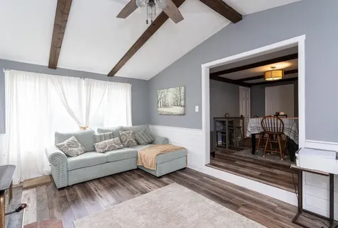 6 Paul Avenue Nashua NH 03060