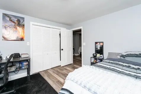 6 Paul Avenue Nashua NH 03060