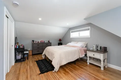 6 Paul Avenue Nashua NH 03060