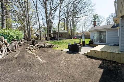 6 Paul Avenue Nashua NH 03060